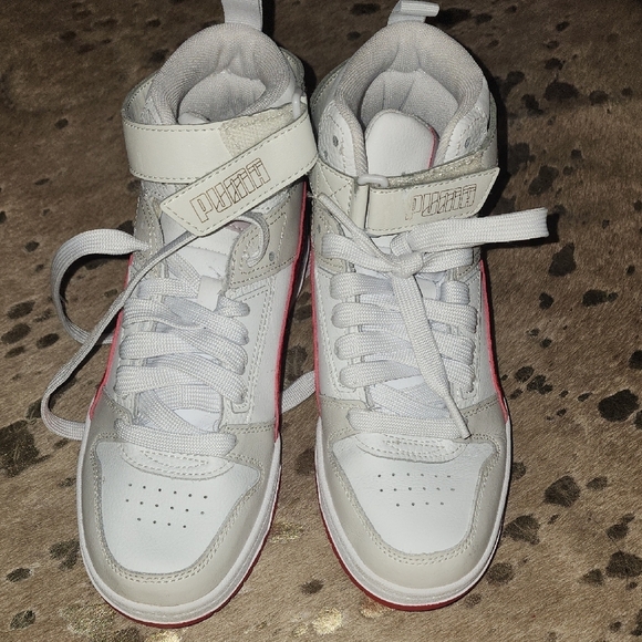Puma Kids High-Top Sneakers - White and Red - Picture 2 of 9